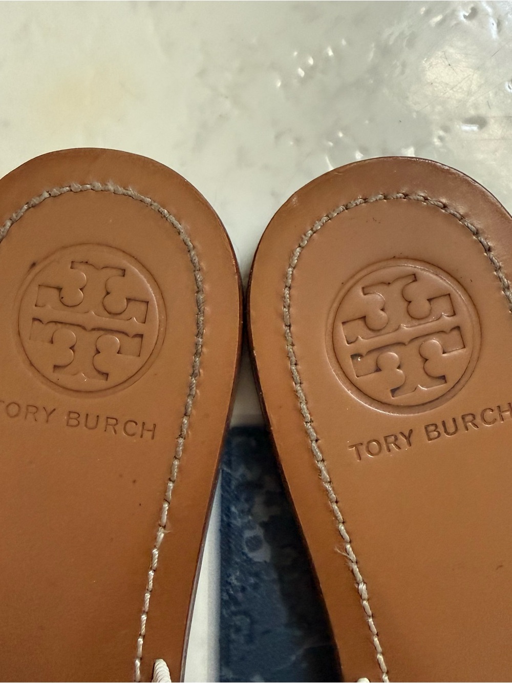 Tory Burch White and Brown Leather Logo Thong Sandals - Picture 2 of 3